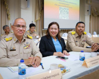 ผู้ว่าฯ สุราษฎร์ธานี ประชุมกรมการจังหวัดและหัวหน้าส่วนราชการ ... พารามิเตอร์รูปภาพ 71