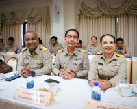 ผู้ว่าฯ สุราษฎร์ธานี ประชุมกรมการจังหวัดและหัวหน้าส่วนราชการ ... พารามิเตอร์รูปภาพ 77