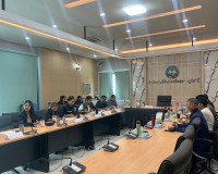 รองผู้ว่าราชการจังหวัดสุราษฎร์ธานี เป็นประธานการประชุมคณะกรร ... พารามิเตอร์รูปภาพ 8