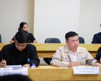 ผู้ว่าฯ สุราษฎร์ธานี ประชุมเตรียมความพร้อมจัดงานพระราชพิธีถว ... พารามิเตอร์รูปภาพ 26