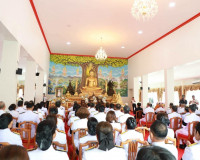 จังหวัดสุราษฎร์ธานี จัดพิธีบำเพ็ญกุศลและทำบุญตักบาตร ในวาระค ... พารามิเตอร์รูปภาพ 32