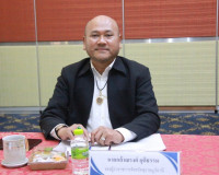 รองผู้ว่าราชการจังหวัดสุราษฎร์ธานี เข้าร่วมประชุมกับคณะกรรมา ... พารามิเตอร์รูปภาพ 2