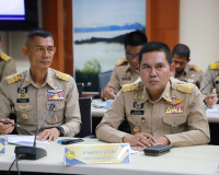 ผู้ว่าฯ สุราษฎร์ธานี ประชุมนายอำเภอ หัวหน้าส่วนราชการ และหัว ... พารามิเตอร์รูปภาพ 25