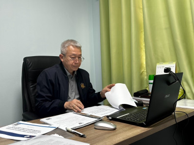 รองผู้ว่าราชการจังหวัดสุราษฎร์ธานี เป็นประธานในการประชุมคณะก ... พารามิเตอร์รูปภาพ 1
