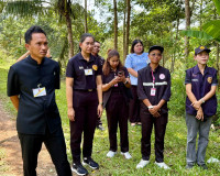 รองผู้ว่าฯ สุราษฎร์ธานี ตรวจเยี่ยมให้กำลังใจครัวเรือนเปราะบา ... พารามิเตอร์รูปภาพ 24