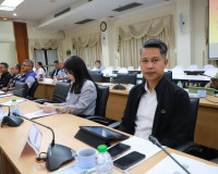 ผู้ว่าฯ สุราษฎร์ธานี ประชุมเตรียมความพร้อมการจัดกิจกรรม “เดิ ... พารามิเตอร์รูปภาพ 13
