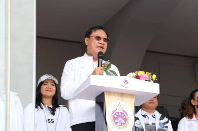 รองผู้ว่าราชการจังหวัดสุราษฎร์ธานี เป็นประธาน ในพิธีเปิดมหกร ... พารามิเตอร์รูปภาพ 1