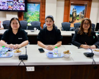 รองผู้ว่าฯ สุราษฎร์ธานี ร่วมประชุมติดตามสถานการณ์และการให้คว ... พารามิเตอร์รูปภาพ 5