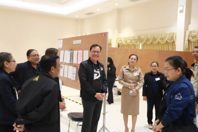 รองผู้ว่าราชการจังหวัดสุราษฎร์ธานี ลงพื้นที่ตรวจเยี่ยมความเร ... พารามิเตอร์รูปภาพ 1