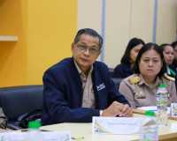 จังหวัดสุราษฎร์ธานีประชุมตรวจสอบข้อร้องเรียนกรณีนำเข้ายางพาร ... พารามิเตอร์รูปภาพ 3