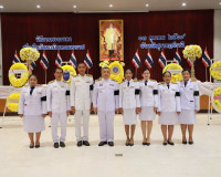 จังหวัดสุราษฎร์ธานีจัดพิธีวางพวงมาลา น้อมรำลึกในพระมหากรุณาธ ... พารามิเตอร์รูปภาพ 3