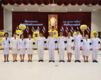จังหวัดสุราษฎร์ธานีจัดพิธีวางพวงมาลา น้อมรำลึกในพระมหากรุณาธ ... พารามิเตอร์รูปภาพ 28