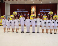 จังหวัดสุราษฎร์ธานีจัดพิธีวางพวงมาลา น้อมรำลึกในพระมหากรุณาธ ... พารามิเตอร์รูปภาพ 29