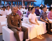 จังหวัดสุราษฎร์ธานี จัดพิธีชักพุ่มผ้าป่าเมืองสุราษฎร์ธานี สื ... พารามิเตอร์รูปภาพ 2