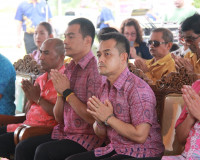 จังหวัดสุราษฎร์ธานีจัดพิธีเจริญพระพุทธมนต์สมโภชเรือพนมพระทาง ... พารามิเตอร์รูปภาพ 12