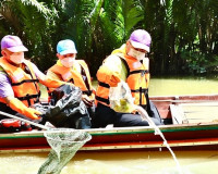 ผู้ว่าฯ สุราษฎร์ธานีนำจิตอาสาพระราชทานและพสกนิกรทุกหมู่เหล่า ... พารามิเตอร์รูปภาพ 2